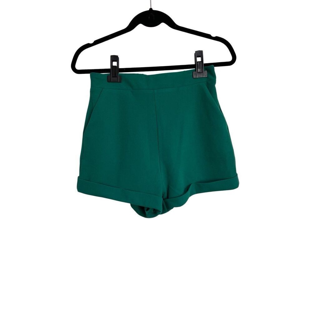 Sincerely Jules Shorts Womens Medium Green Trouser Flat Front Cuffed High-Rise